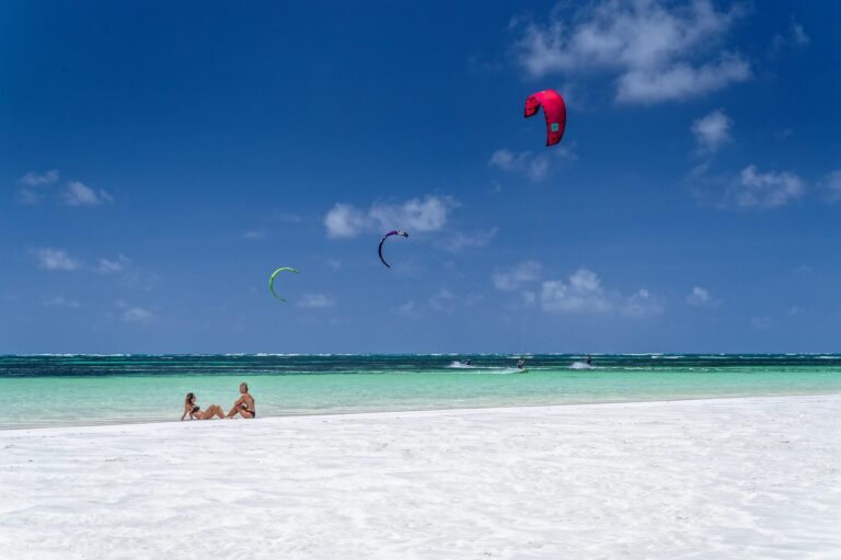 plages au kenya